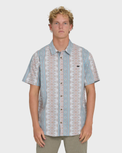 Billabong Men's Sunday Short Sleeve Shirt BL000490M