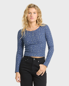 Billabong Women's Jamie Long Sleeve Knit Top BL001619W